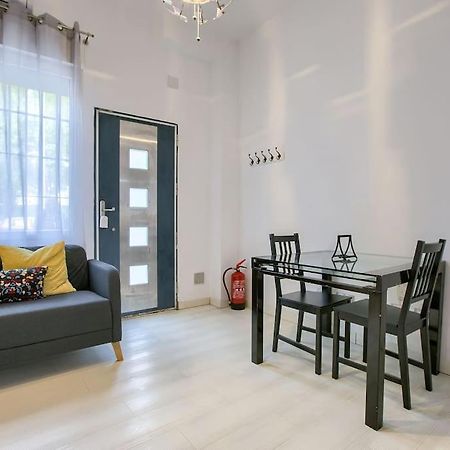 Ferienwohnung Cozy Getaway In Madrid Exterior foto