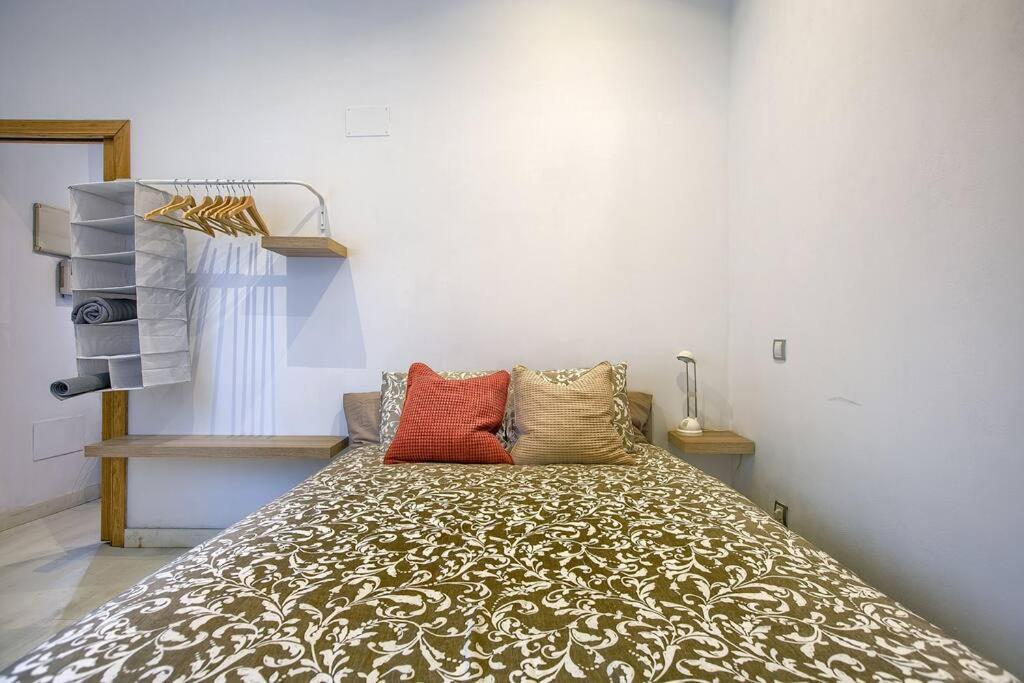 Ferienwohnung Cozy Getaway In Madrid Exterior foto