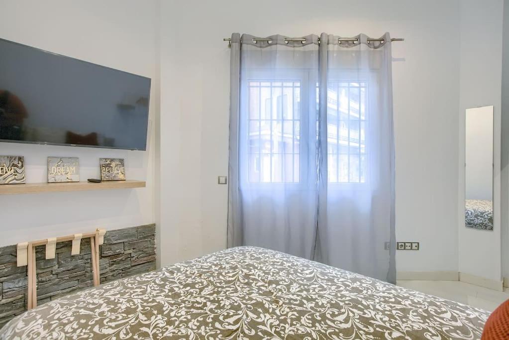 Ferienwohnung Cozy Getaway In Madrid Exterior foto